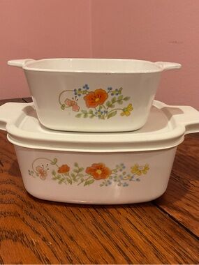 Corning Ware Set of 2 White Floral Covered Baking Dishes - Orange Flower Design